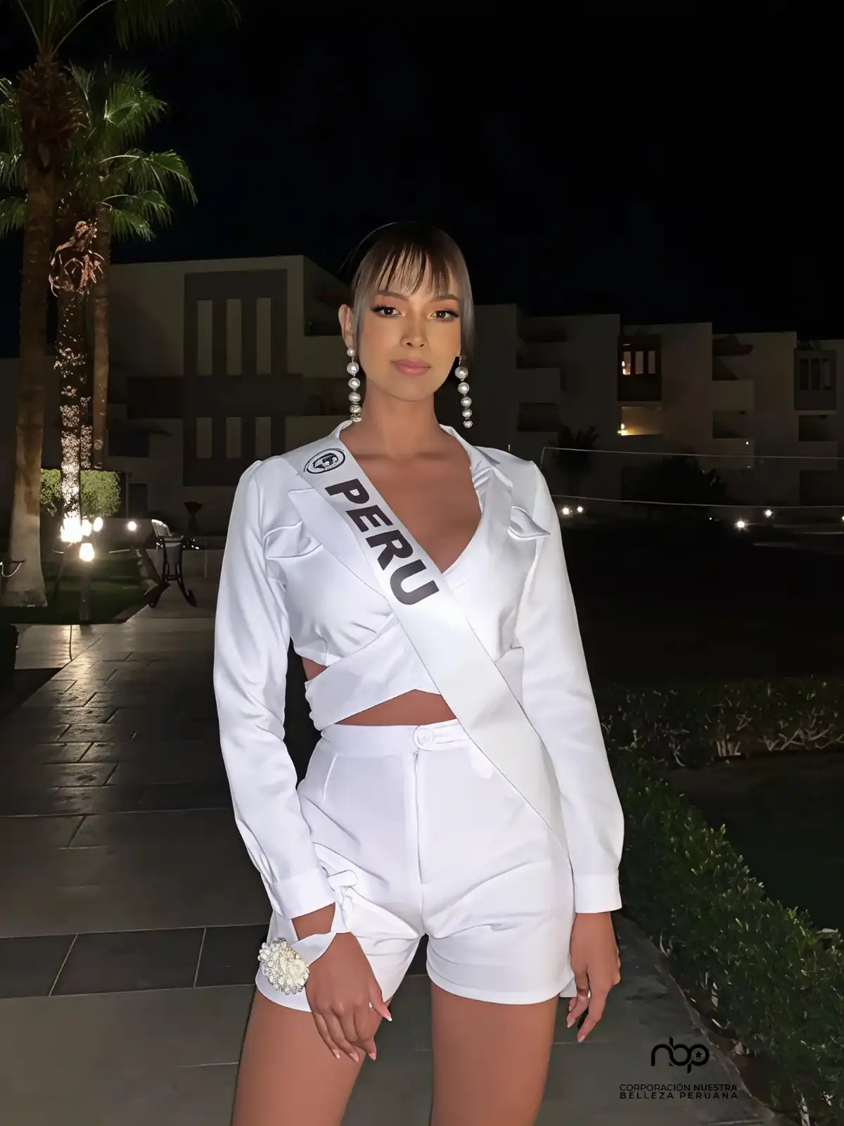 02 - FABIOLA AGUILAR