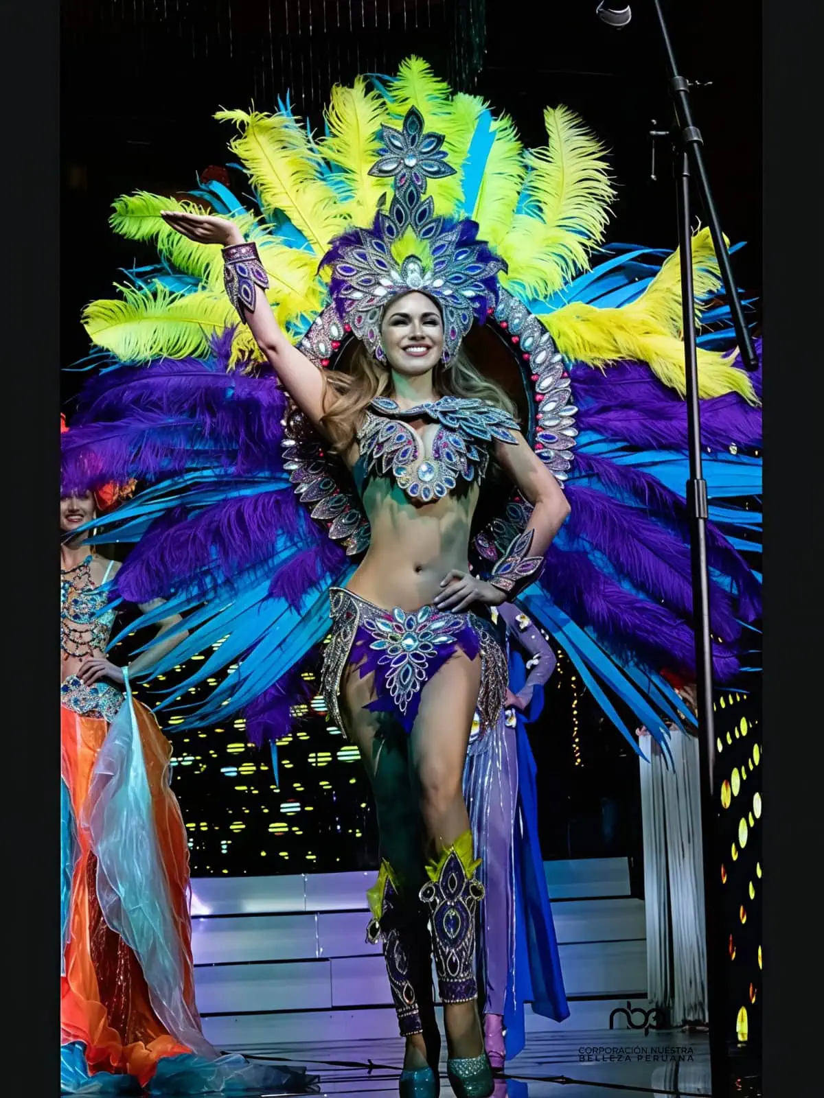 03 - HANY PORTOCARRERO